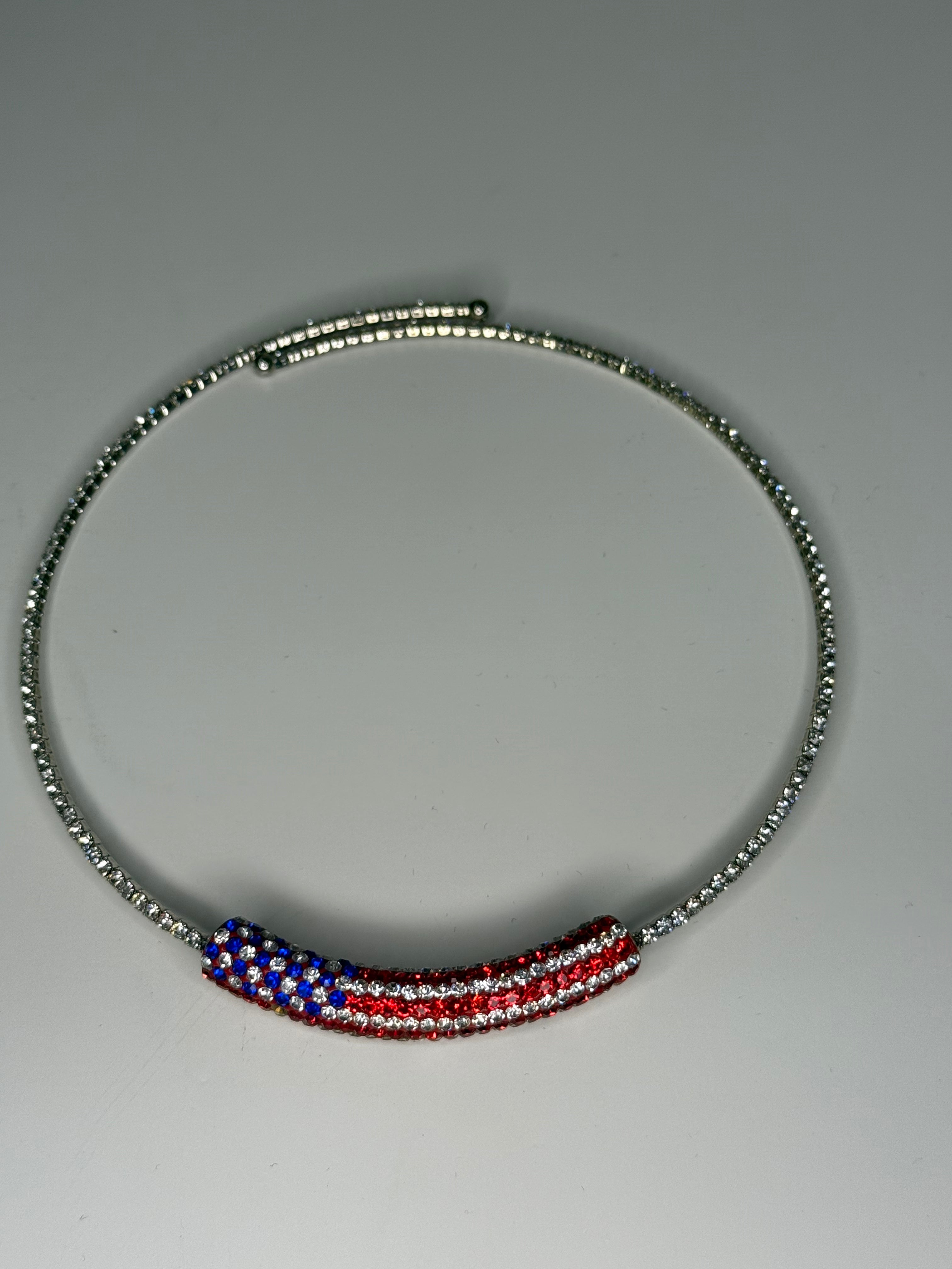 Patriotic Rhinestone Choker – [Bead Trio / Flag Curve Bar]